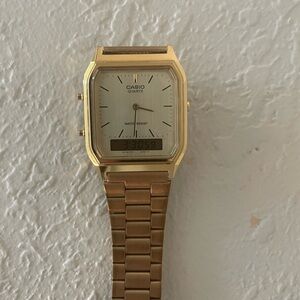 Casio AQ230GA digital watch